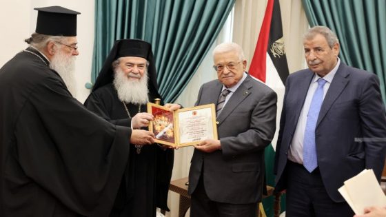الرئيس يتسلم دعوة لحضور قداس عيد الميلاد المجيد وفق التقويم الشرقي