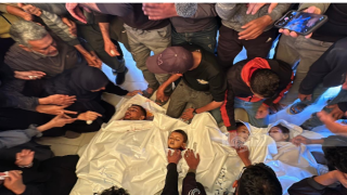 3 شهداء بينهم أطفال إثر قصف الاحتلال خيمة نازحين بمواصي خان يونس
