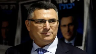 وزير الخارجية الإسرائيلي يزور ما يسمى بـ”أرض الصومال”