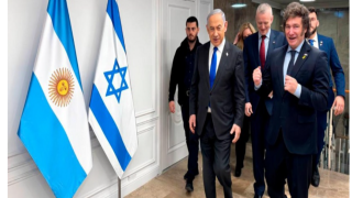 الأرجنتين تعلّق نقل سفارتها إلى القدس وسط توتر مع تل أبيب