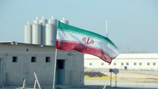 بدء المحادثات بين إيران والولايات المتحدة في جنيف