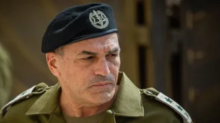 رئيس الأركان الإسرائيلي: نحن في حالة تأهب واستعداد لأي طارئ