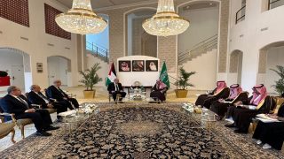 وفد فلسطيني برئاسة نائب الرئيس يلتقي وزير الخارجية السعودية