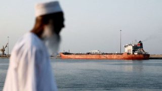 مصدر في “الدفاع البريطانية”: استضافة مؤتمر أمني لوضع خطة من أجل فتح مضيق هرمز
