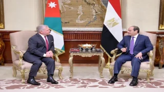 الرئيس المصري: وحدة الصف العربي السبيل للتحديات الراهنة