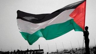 المحكمة الدستورية العليا ولجنة صياغة الدستور تناقشان مسودة الدستور المؤقت