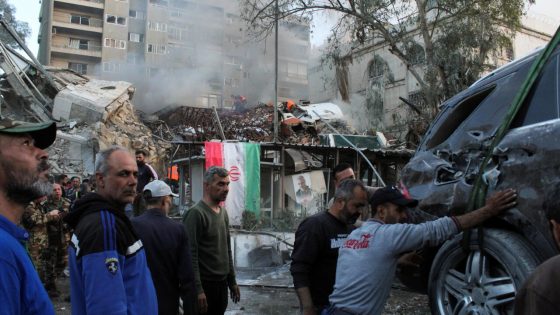 جيش الاحتلال يسقط طائرة حربية إيرانية ويشن غارات مكثفة على طهران