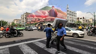 مستشار قاليباف: تمديد الهدنة الأميركية “مناورة لشن هجوم مباغت”