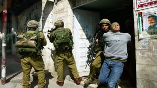مواجهات واعتقالات واسعة في الضفة والقدس