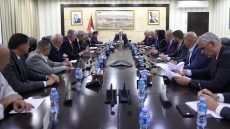 رئيس الوزراء يتابع مع وفد من طولكرم مشاريع حكومية قيد التنفيذ ويبحث احتياجات المحافظة