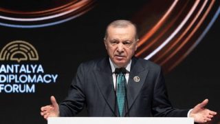 أردوغان: أمن تركيا يبدأ من دمشق وبيروت ولن نسمح بأوهام “أرض الميعاد”