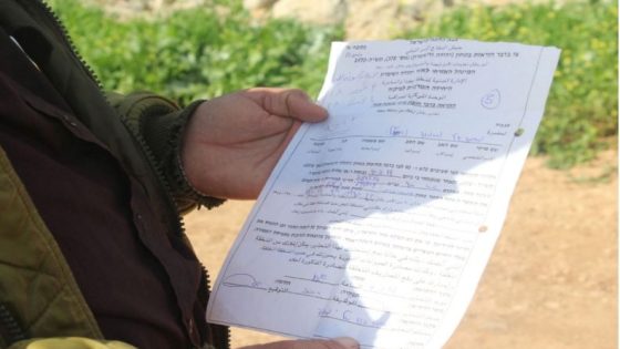 الاحتلال يخطر بهدم 5 مساكن مأهولة وثلاثة منشآت زراعية في مسافر يطا جنوب الخليل