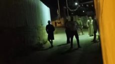 جيش الاحتلال ومستعمرون يقتحمون مسجد الرأس في الخليل ويغلقونه أمام المصلين