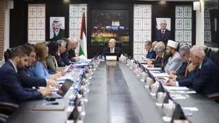 مصطفى يوجّه بتكثيف الجولات الميدانية خاصة للمناطق المستهدفة وتوفير كل ما أمكن من مقومات الصمود