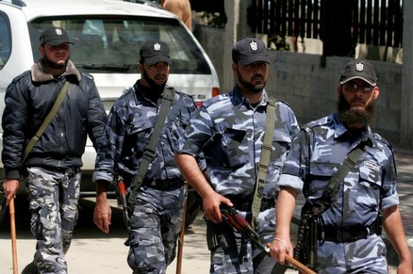 “امن حماس” في غزة يداهم مكتب شؤون اللاجئين التابع لمنظمة التحرير