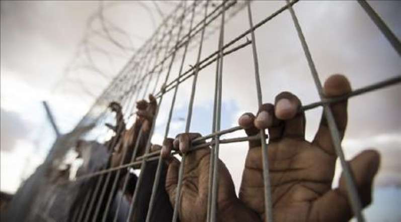 الاحتلال يصدر أوامر اعتقال إداري بحقّ 31 أسيرا بينهم نائب